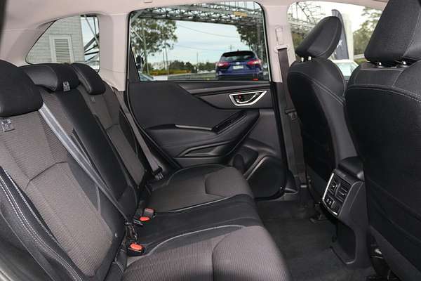 2023 Subaru Forester 2.5i S5
