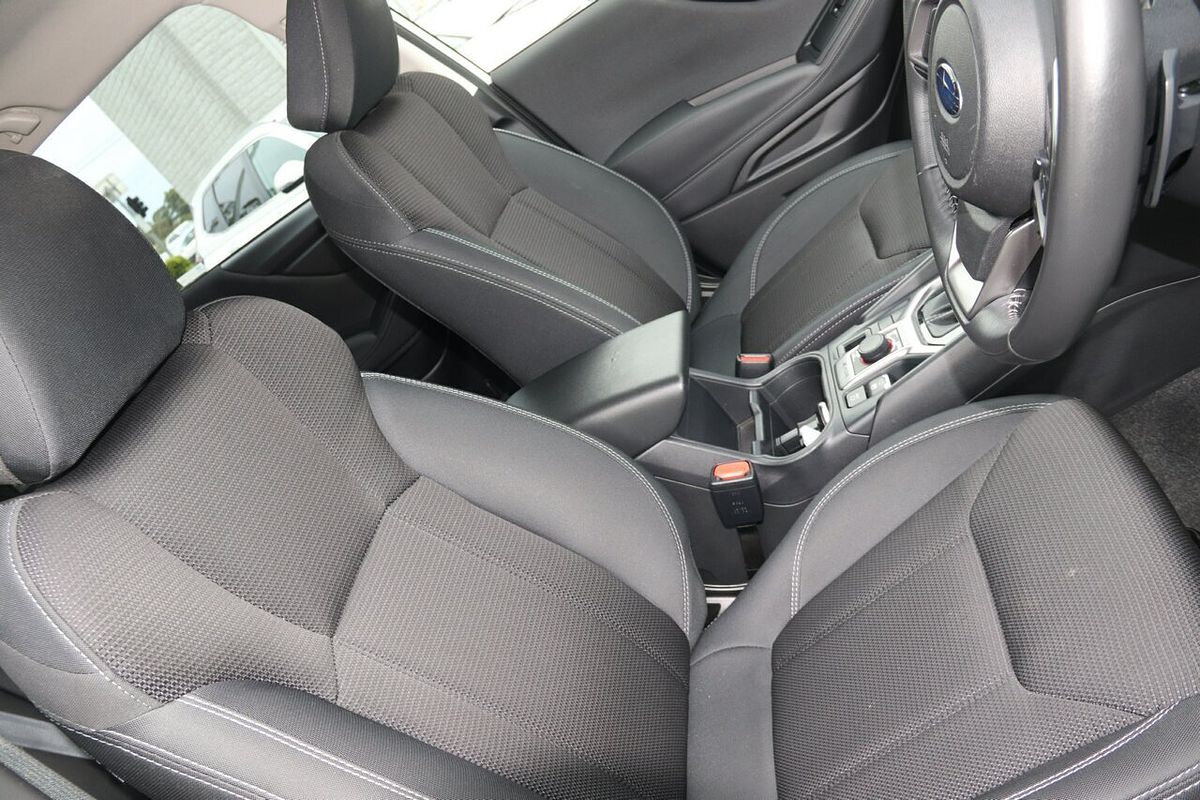 2023 Subaru Forester 2.5i S5