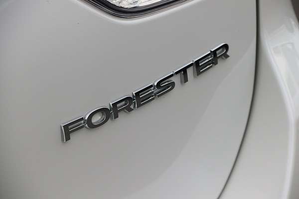2023 Subaru Forester 2.5i S5