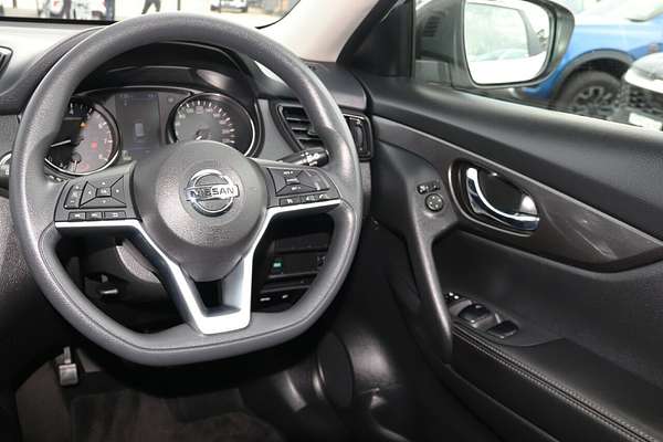 2022 Nissan X-TRAIL ST T32