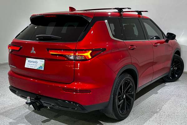 2023 Mitsubishi Outlander Black Edition ZM