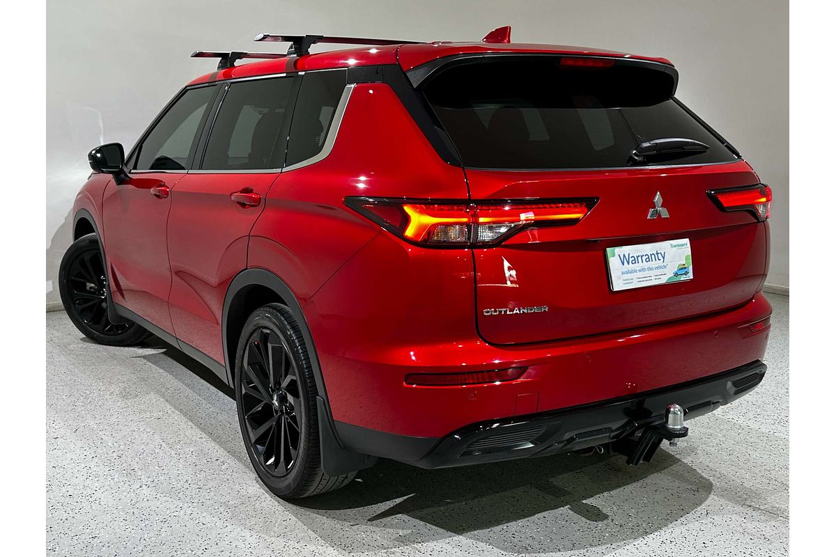 2023 Mitsubishi Outlander Black Edition ZM
