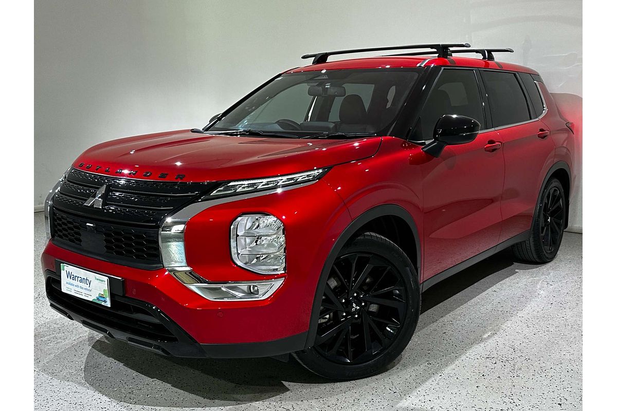 2023 Mitsubishi Outlander Black Edition ZM