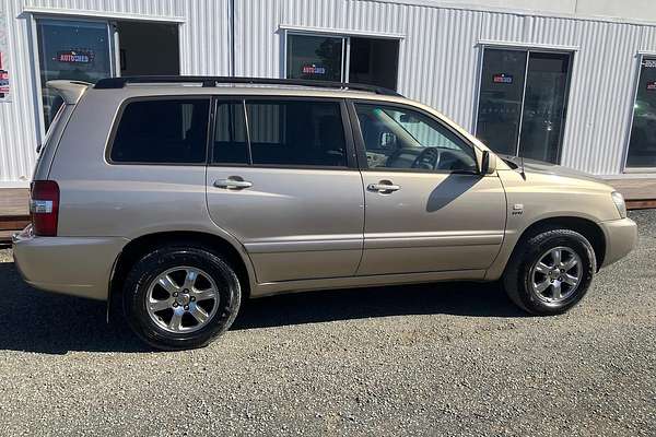 2004 Toyota Kluger CVX MCU28R