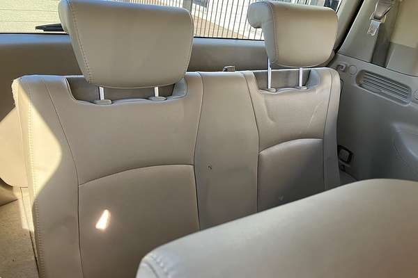 2004 Toyota Kluger CVX MCU28R