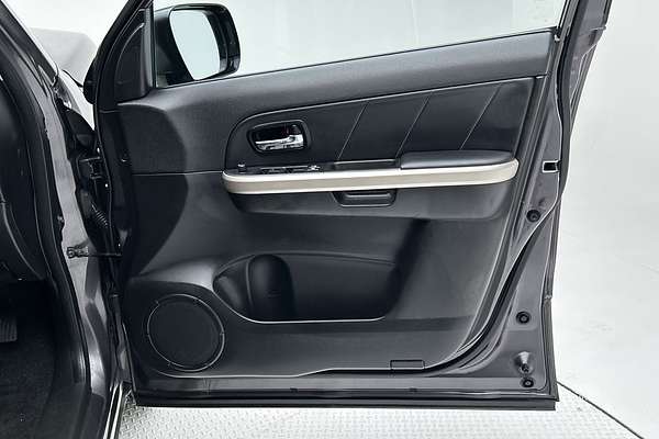 2016 Suzuki Grand Vitara Navigator JB