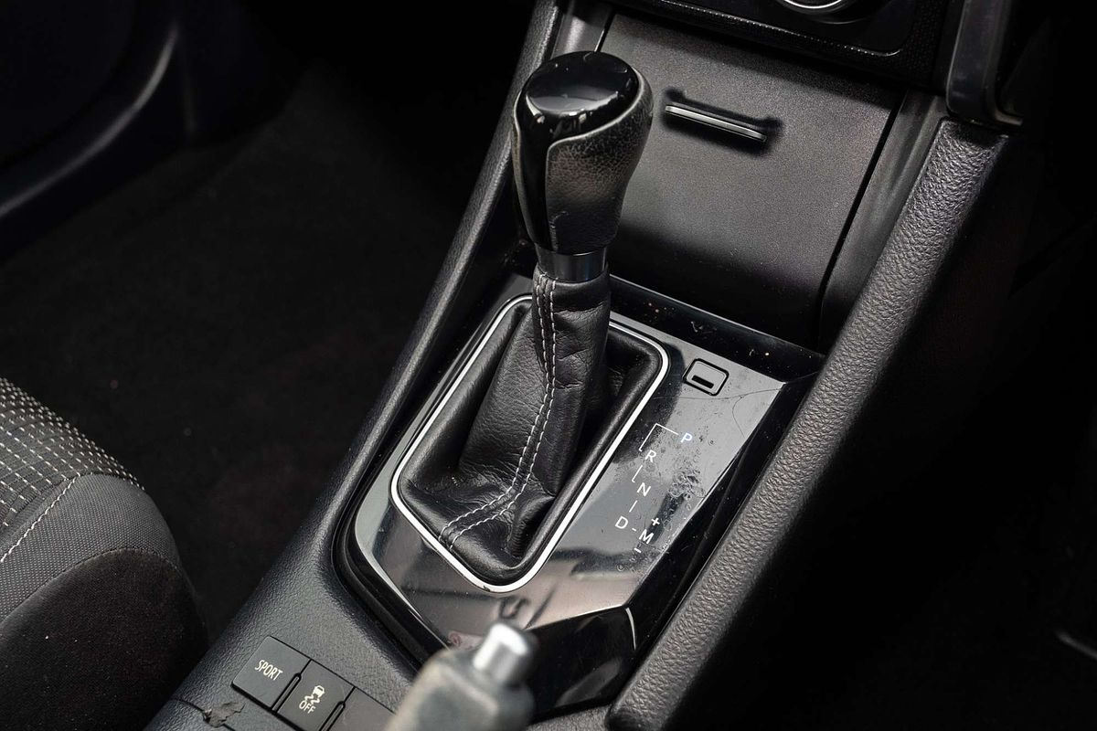 2016 Toyota Corolla Ascent Sport ZRE182R