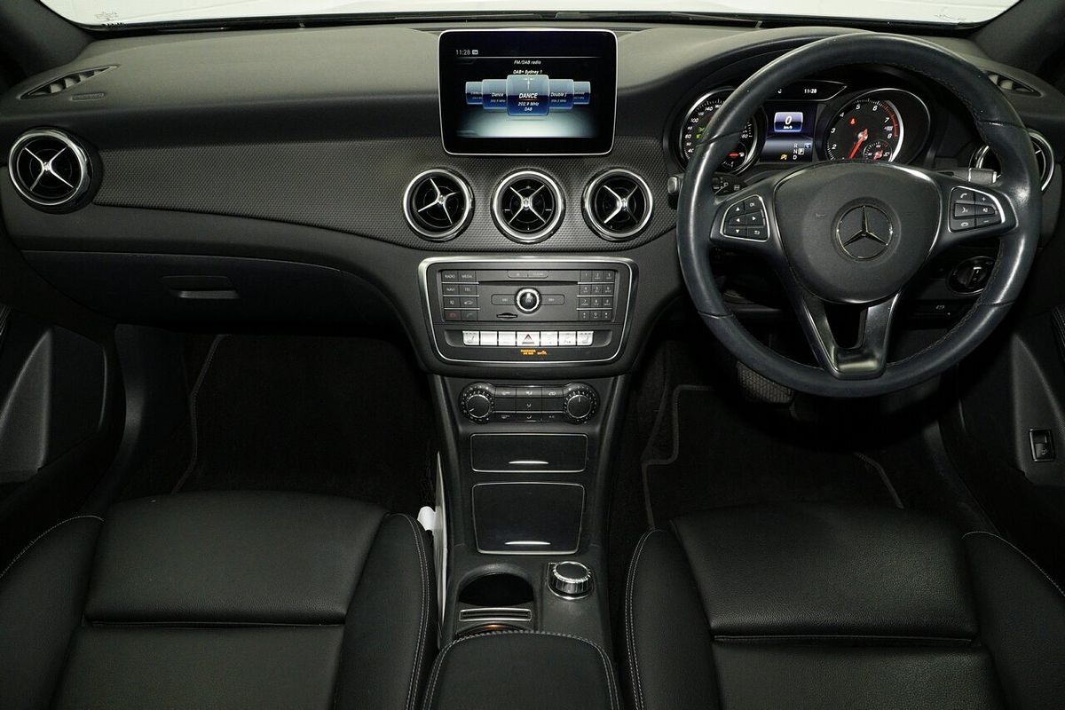 2018 Mercedes-Benz GLA-Class GLA180 X156