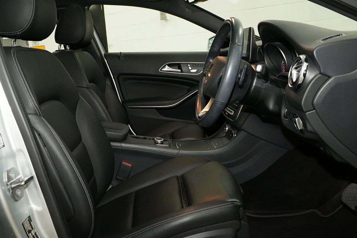 2018 Mercedes-Benz GLA-Class GLA180 X156