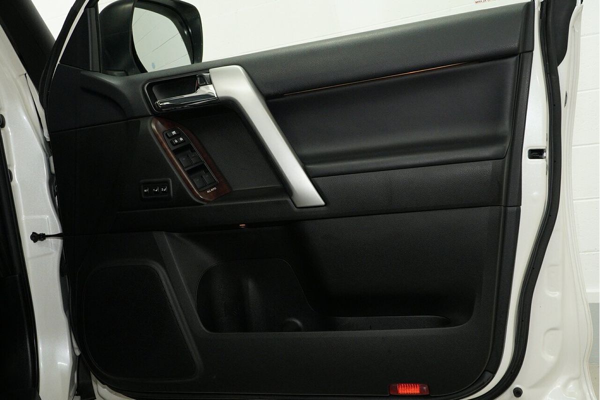2017 Toyota Landcruiser Prado Kakadu GDJ150R