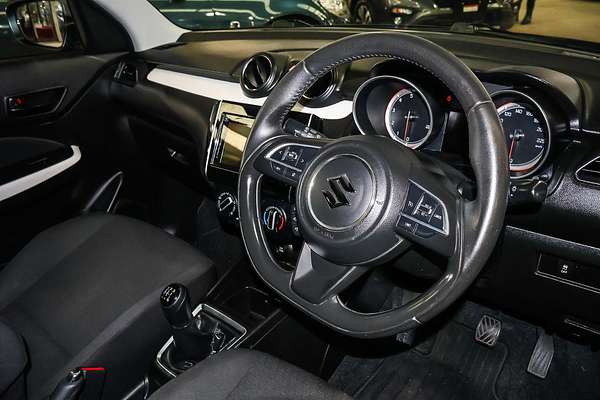 2019 Suzuki Swift GL Navigator AZ