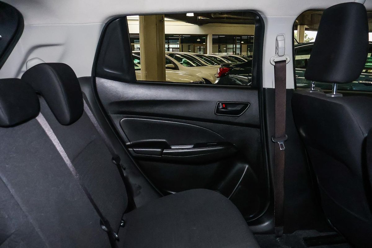2019 Suzuki Swift GL Navigator AZ
