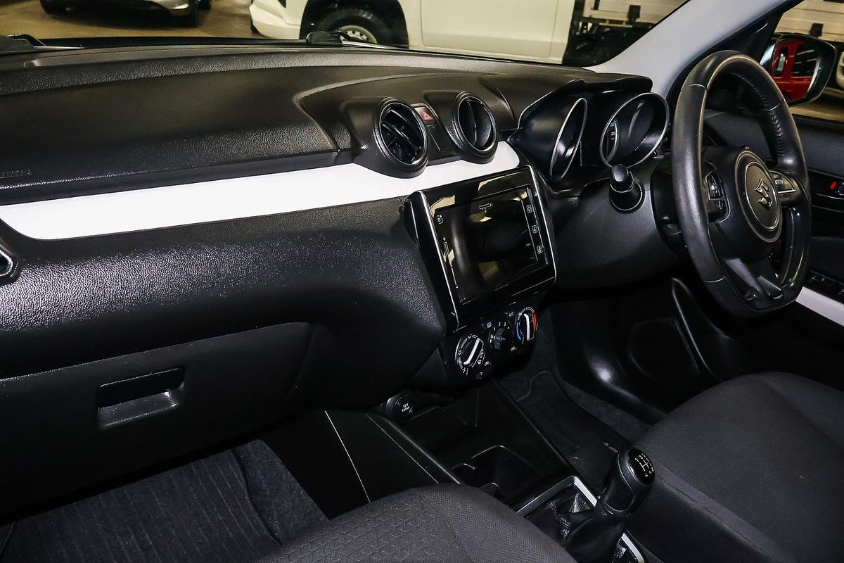 2019 Suzuki Swift GL Navigator AZ