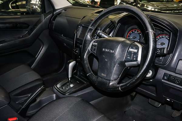 2017 Isuzu D-MAX SX High Ride Rear Wheel Drive