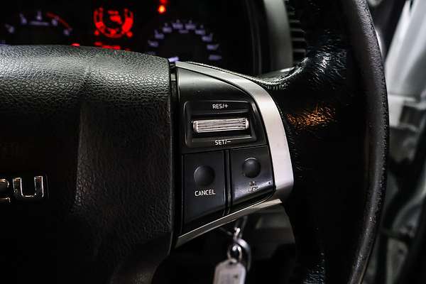 2017 Isuzu D-MAX SX High Ride Rear Wheel Drive