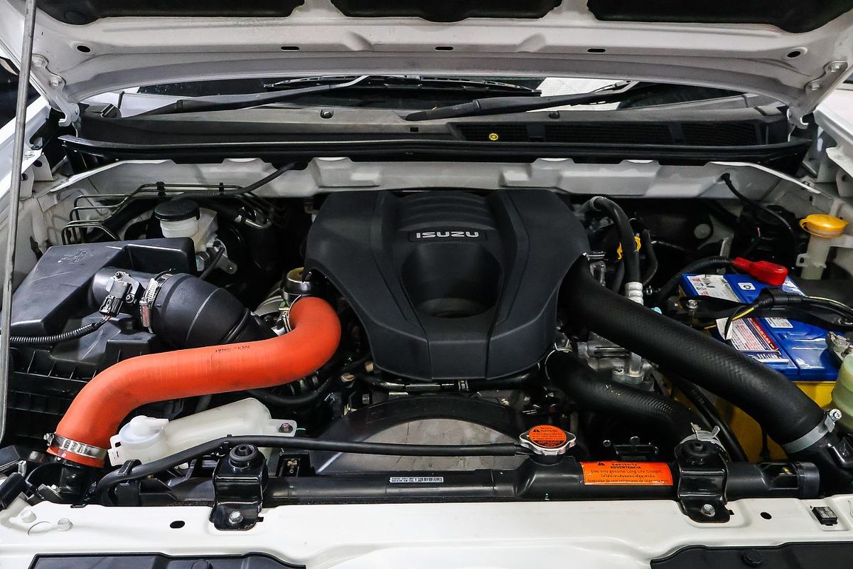 2017 Isuzu D-MAX SX High Ride Rear Wheel Drive