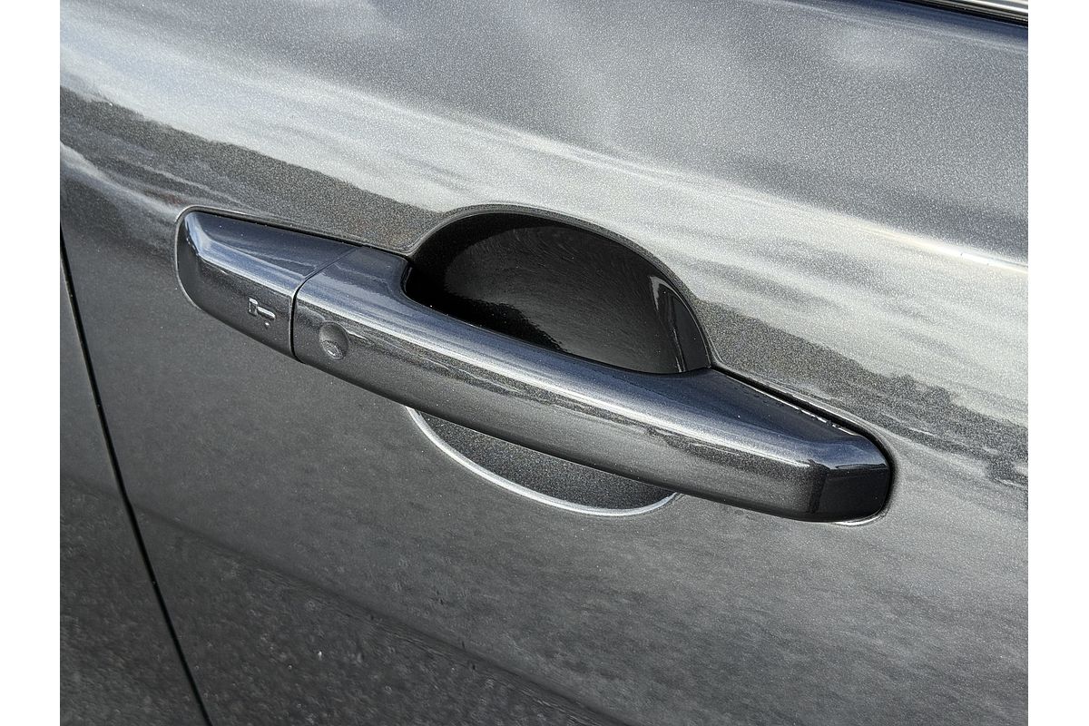 2015 Jaguar XE 20d R-Sport X760