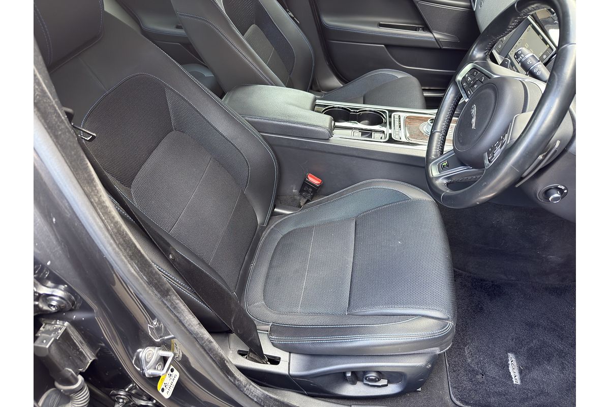 2015 Jaguar XE 20d R-Sport X760