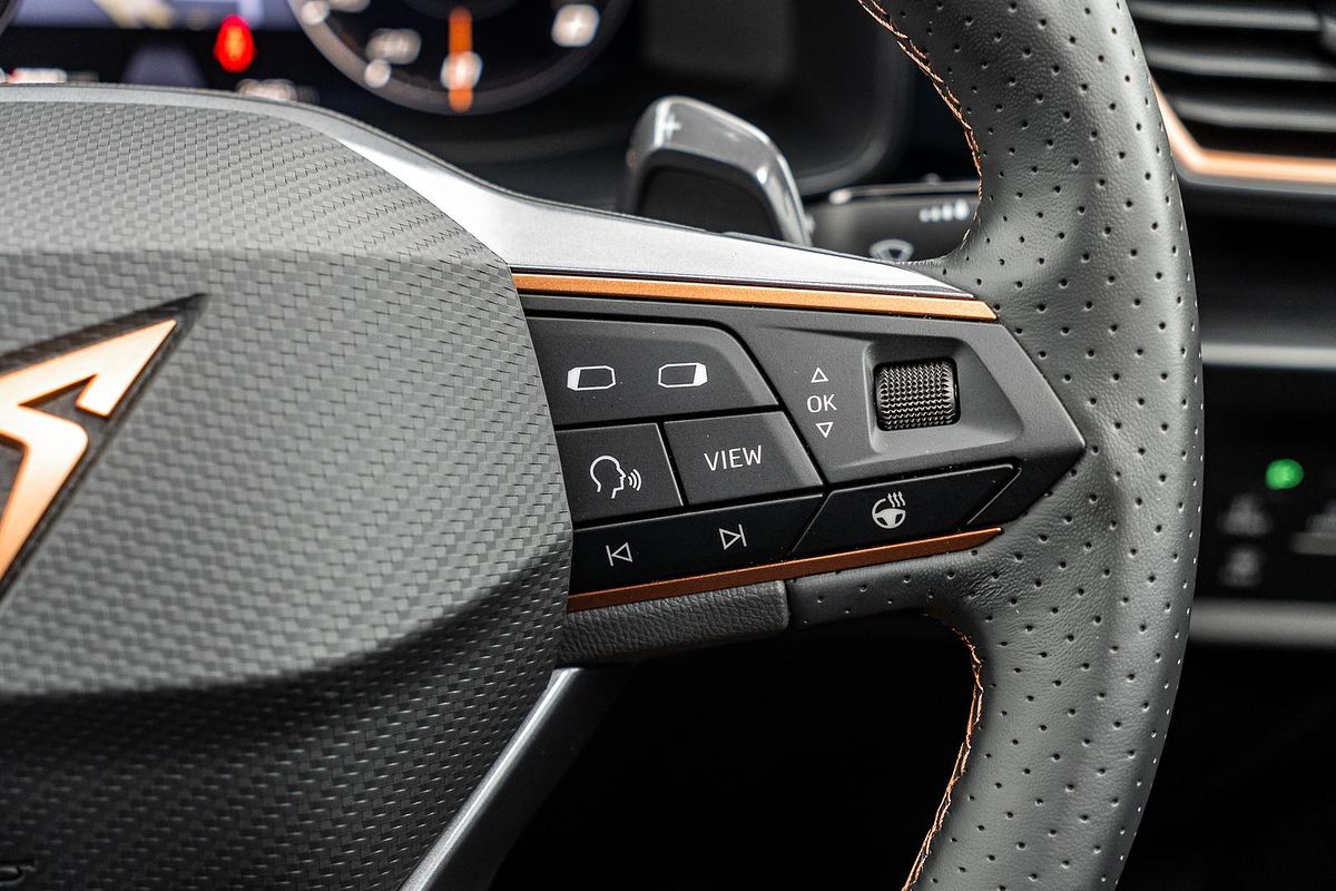 2024 CUPRA Leon V Tribe Edition KL