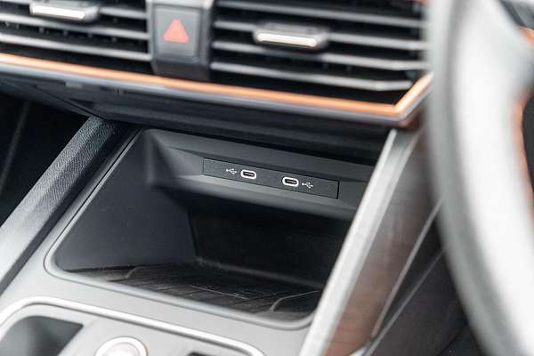 2024 CUPRA Leon V Tribe Edition KL