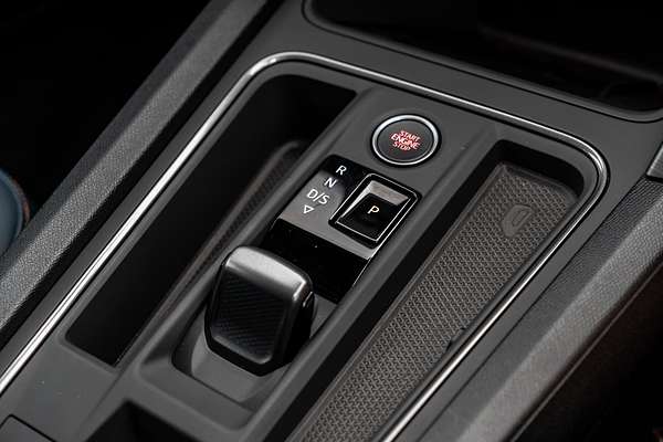 2024 CUPRA Leon V Tribe Edition KL