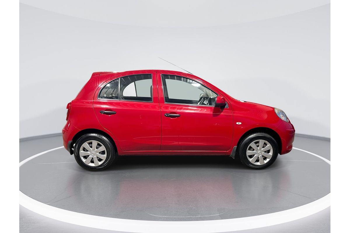 2011 Nissan Micra ST K13