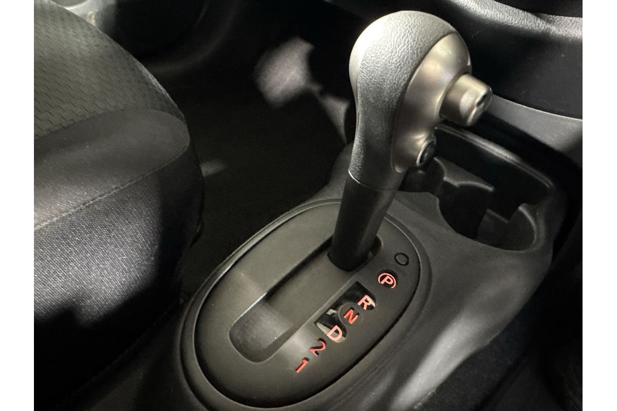 2011 Nissan Micra ST K13