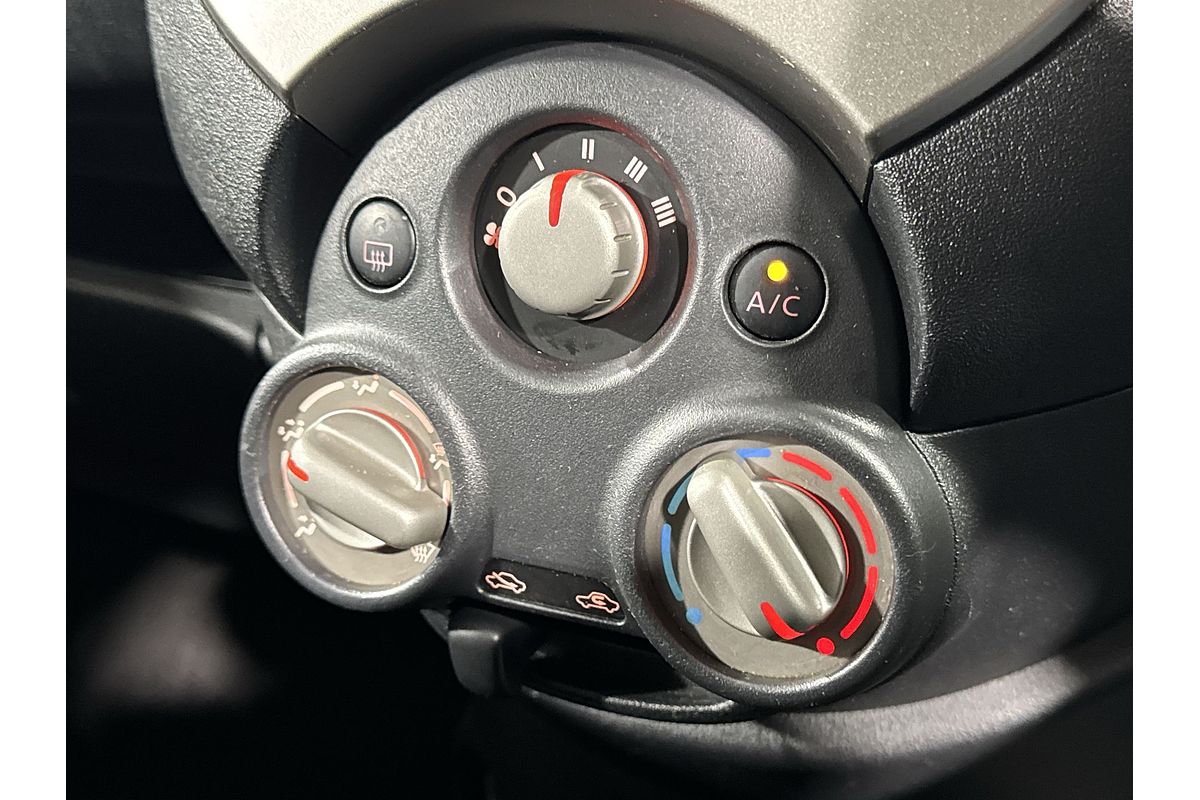 2011 Nissan Micra ST K13