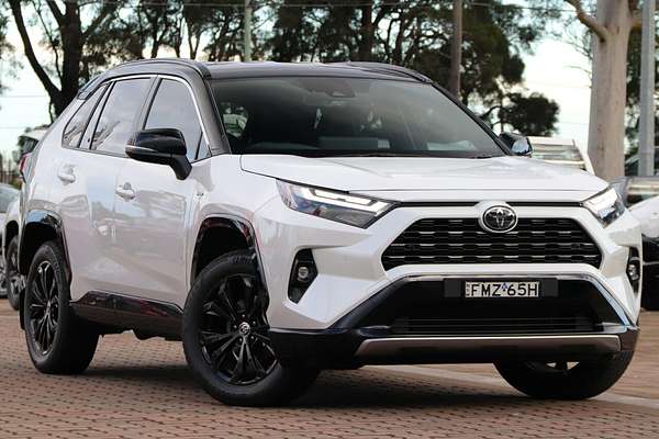2024 Toyota RAV4 XSE AXAH52R