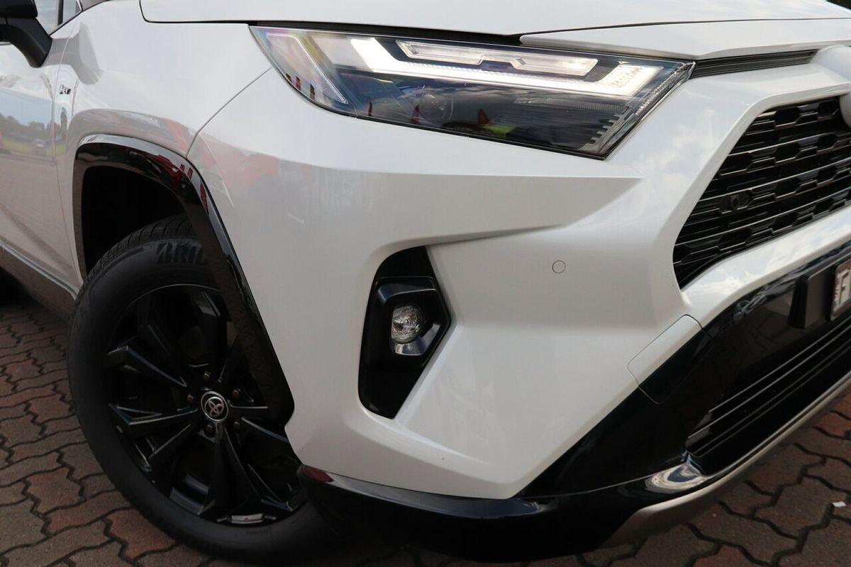 2024 Toyota RAV4 XSE AXAH52R