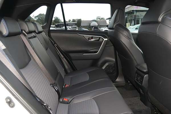 2024 Toyota RAV4 XSE AXAH52R