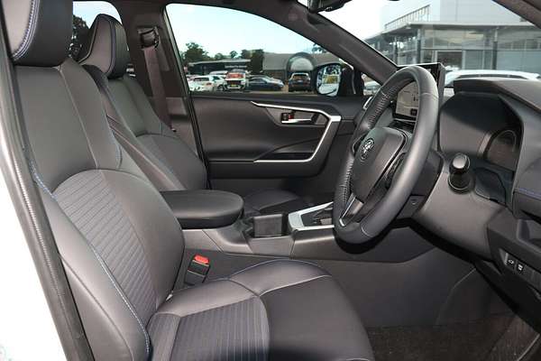 2024 Toyota RAV4 XSE AXAH52R