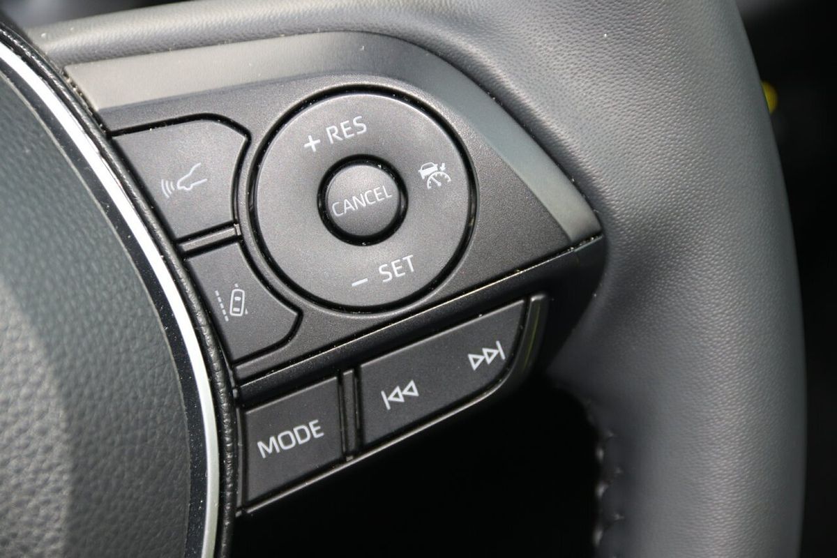 2024 Toyota RAV4 XSE AXAH52R