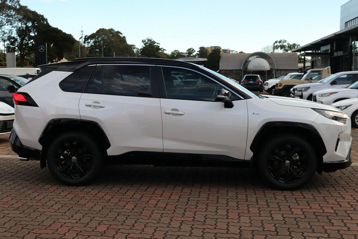 2024 Toyota RAV4 XSE AXAH52R