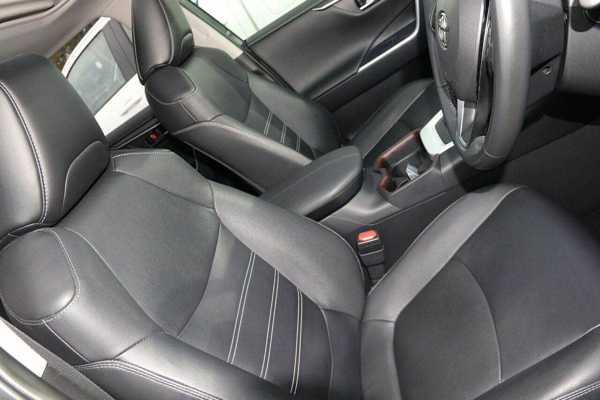 2021 Toyota RAV4 Cruiser AXAH54R
