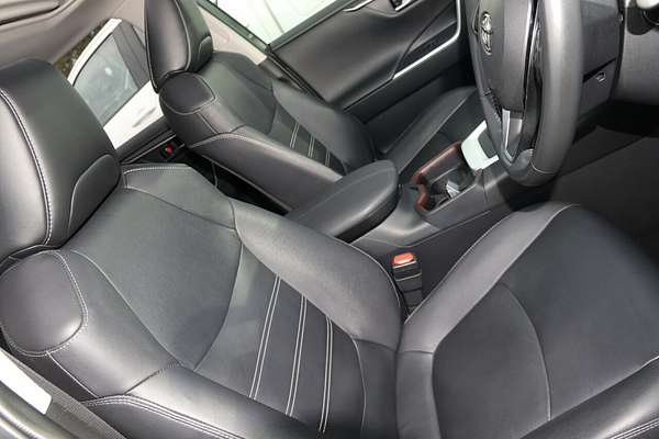 2021 Toyota RAV4 Cruiser AXAH54R