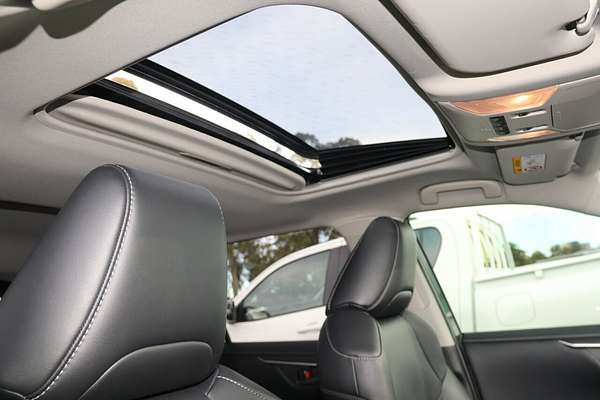 2021 Toyota RAV4 Cruiser AXAH54R
