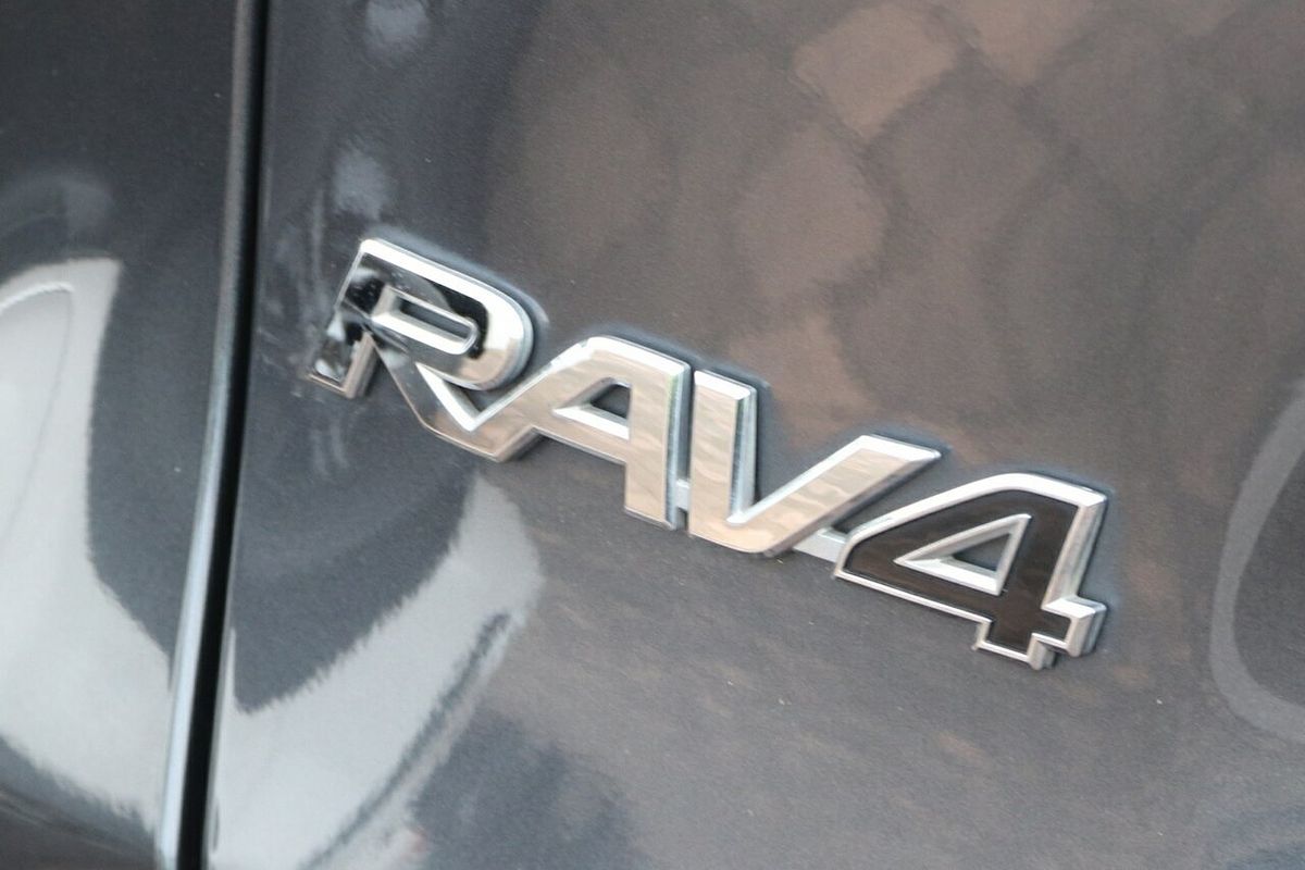 2021 Toyota RAV4 Cruiser AXAH54R