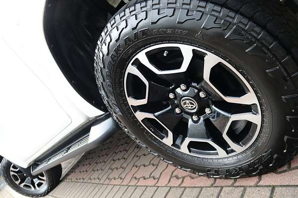 2022 Toyota Hilux SR5 GUN126R 4X4