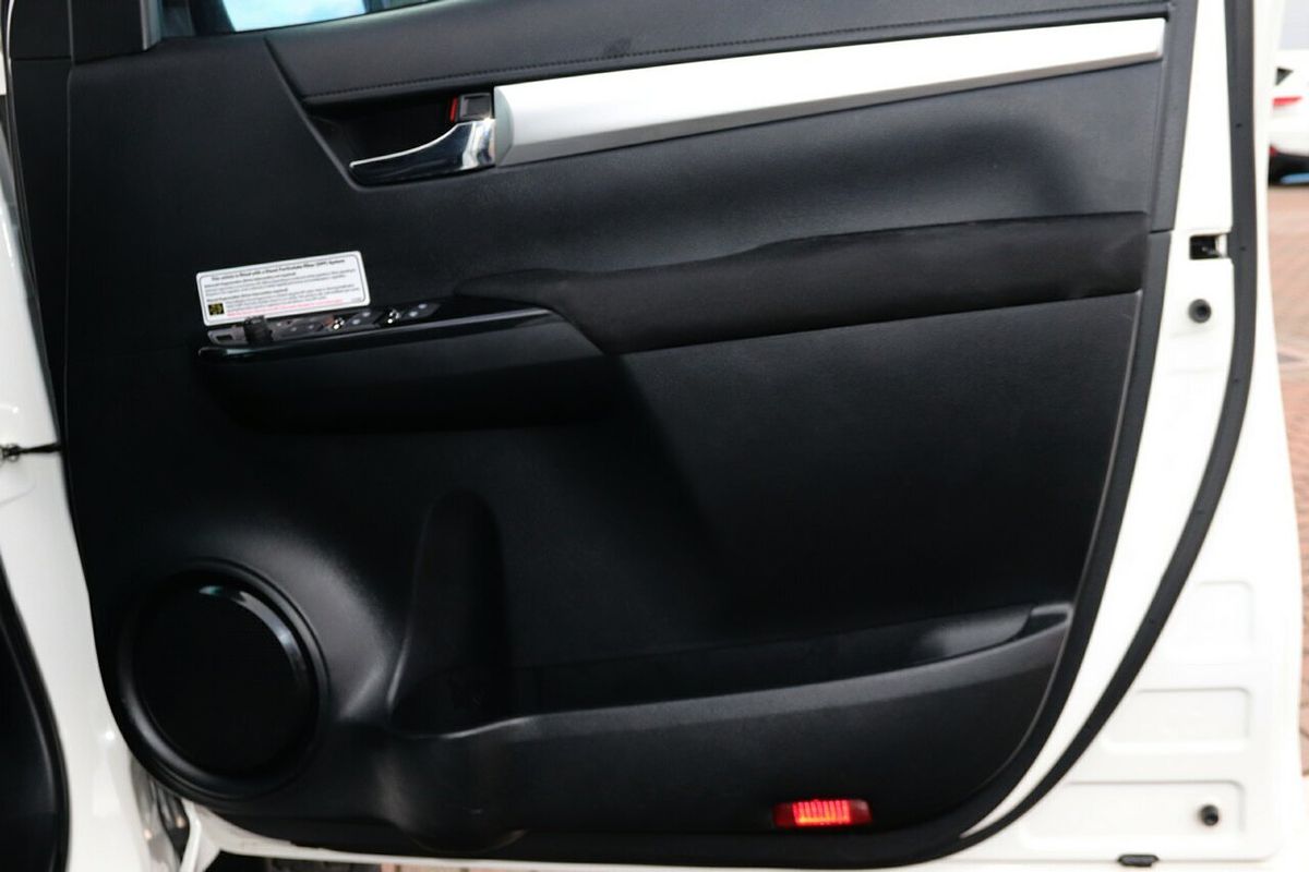 2022 Toyota Hilux SR5 GUN126R 4X4