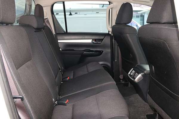 2022 Toyota Hilux SR5 GUN126R 4X4