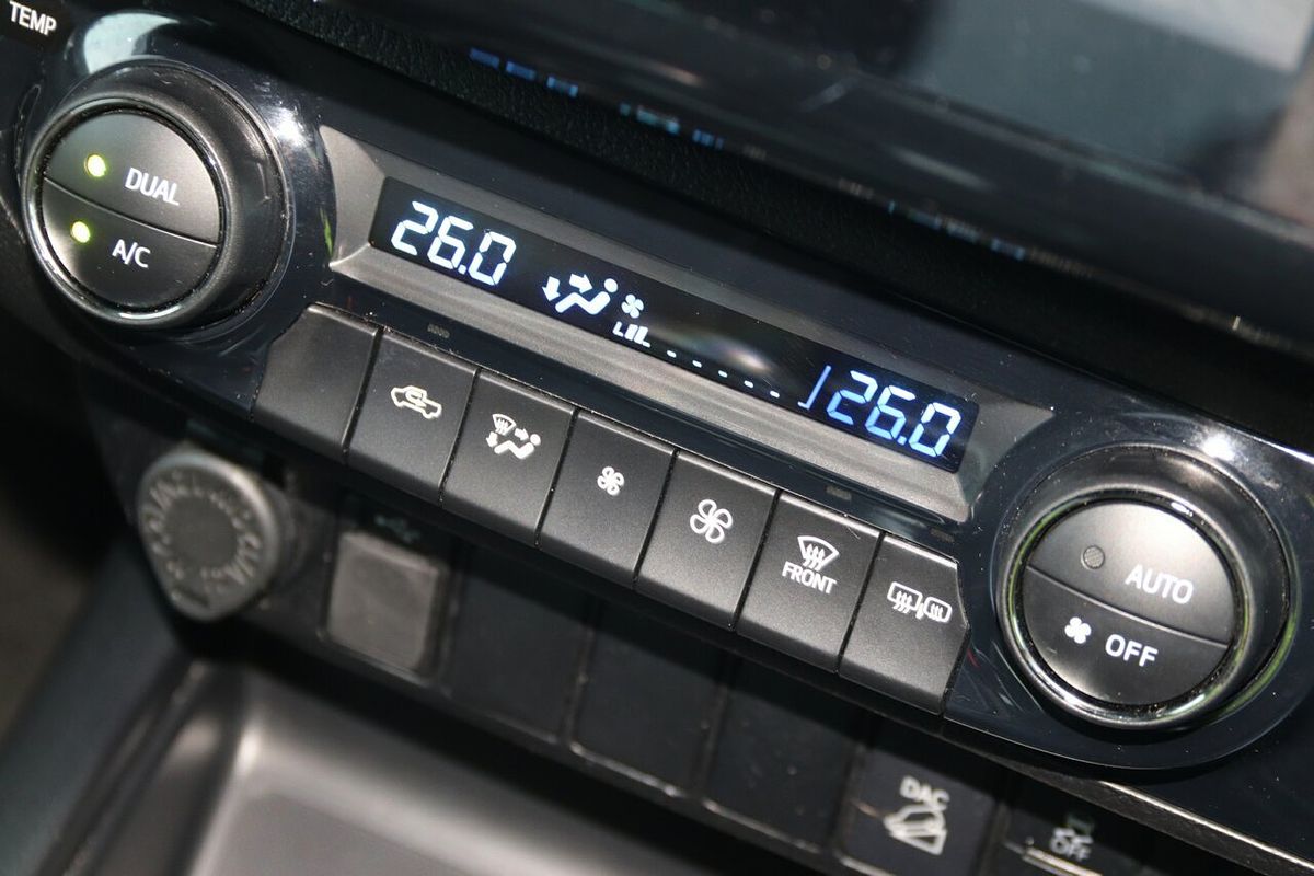 2022 Toyota Hilux SR5 GUN126R 4X4