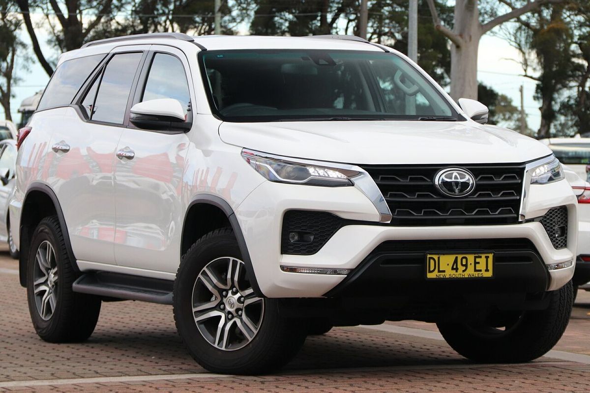 2024 Toyota Fortuner GXL GUN156R