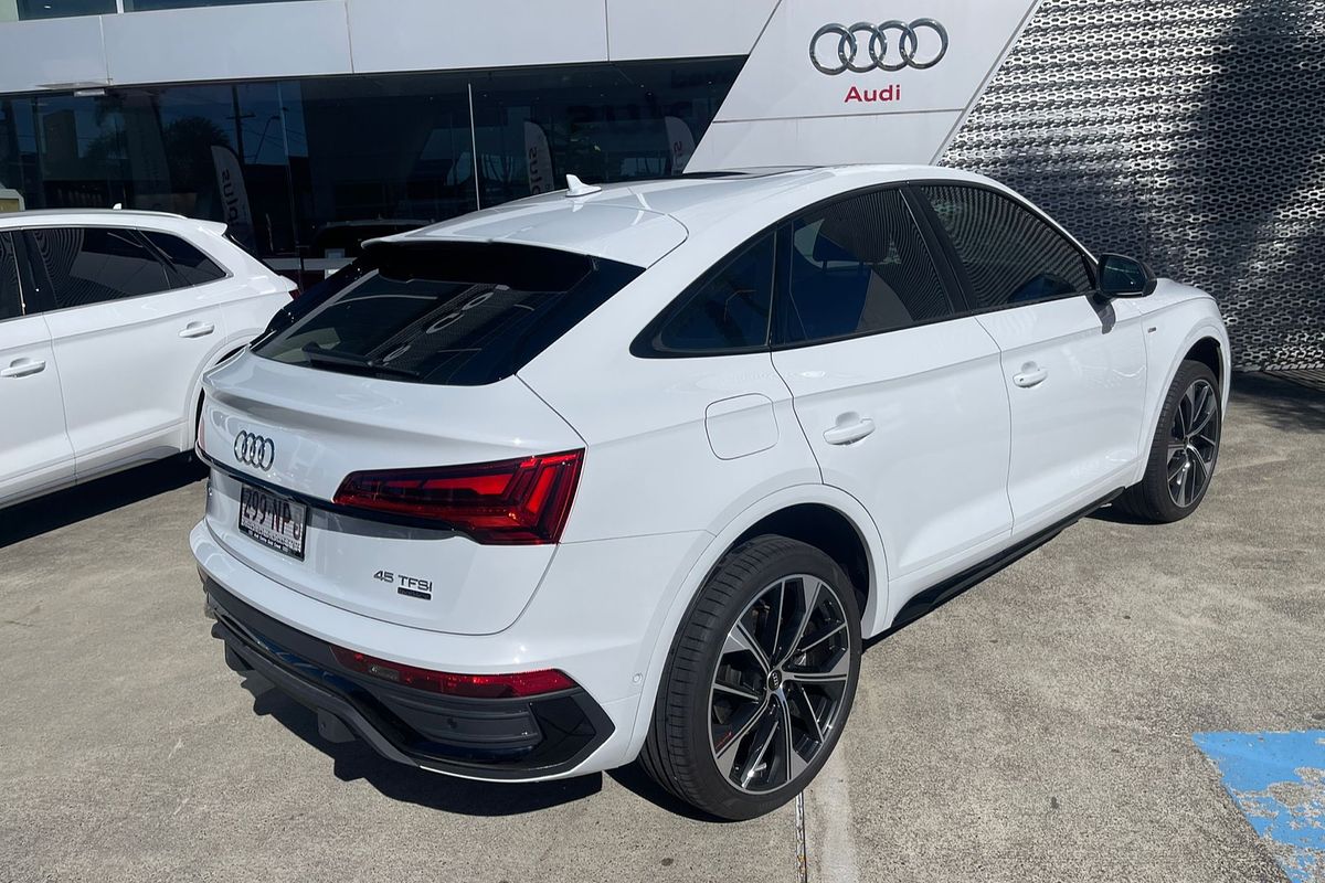 2024 Audi Q5 45 TFSI S line FY