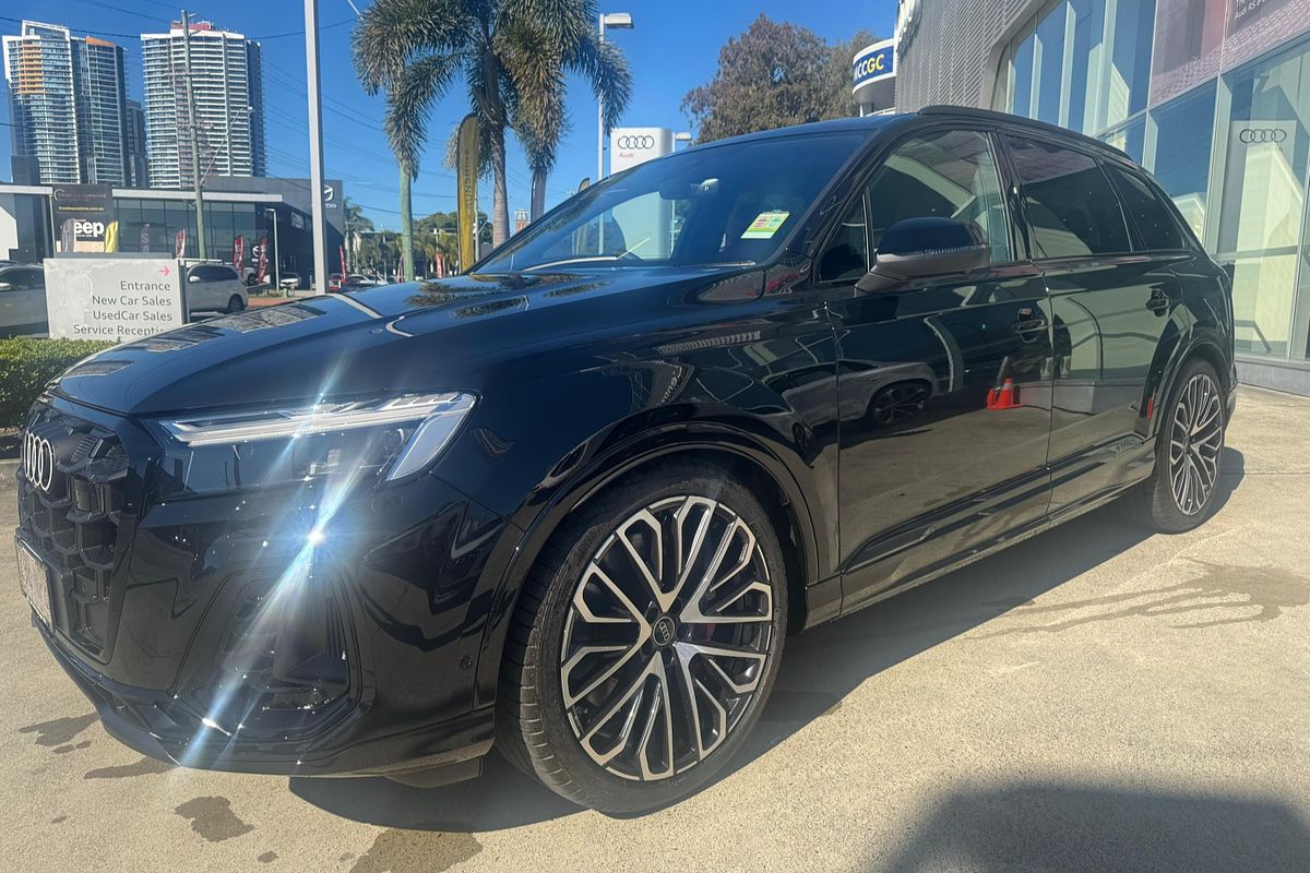 2024 Audi SQ7 TFSI 4M