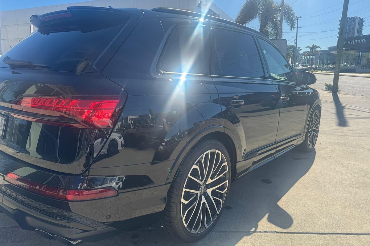 2024 Audi SQ7 TFSI 4M