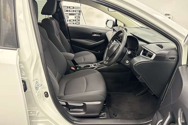 2021 Toyota Corolla Ascent Sport MZEA12R