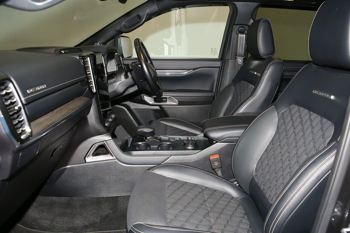 2023 Ford Everest Platinum 3.0L