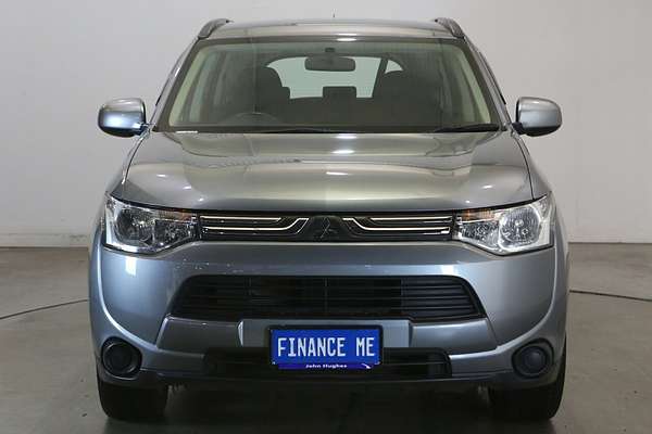 2013 Mitsubishi Outlander ES ZJ