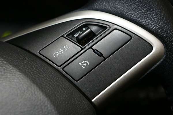 2013 Mitsubishi Outlander ES ZJ